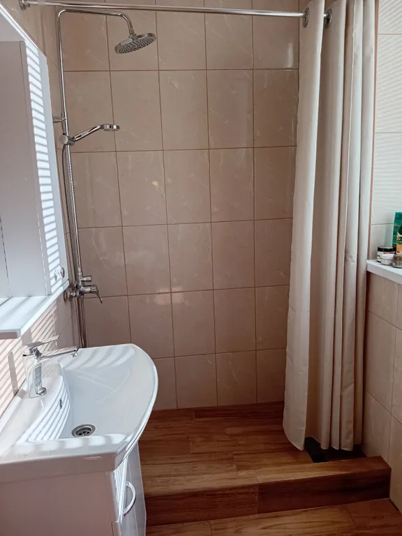 Дом в центре с видом на горы