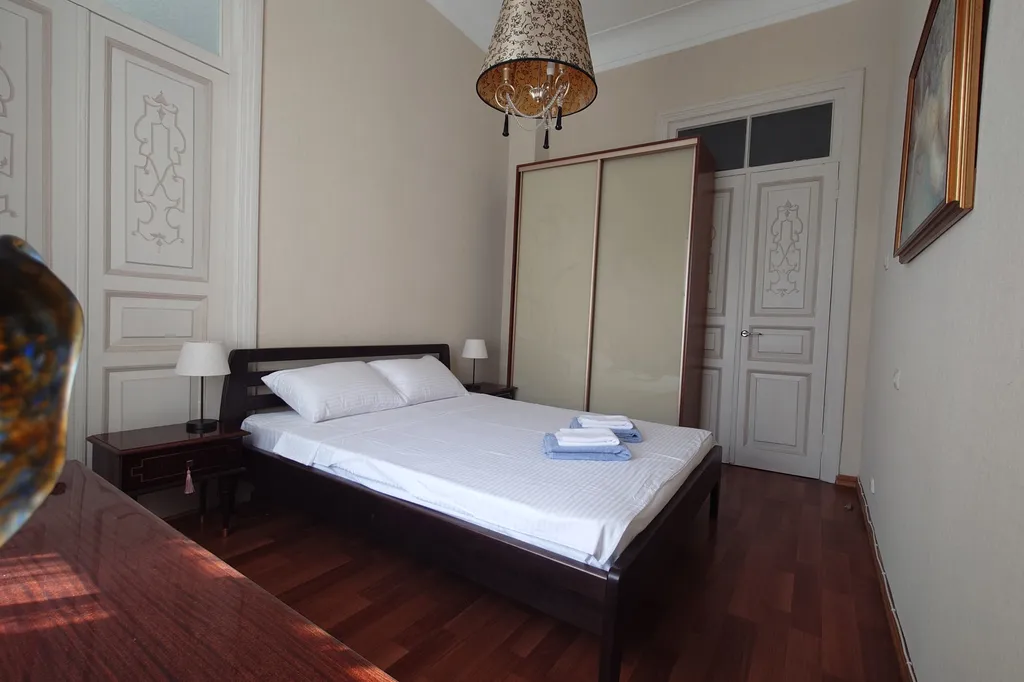 Квартира Уютная двухкомнатная квартира с видом в самом центре города — Севастополь