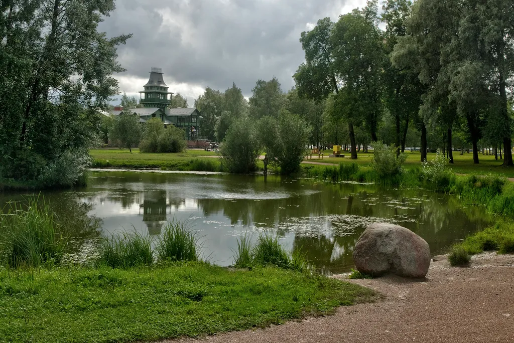 Двухкомнатная квартира у парка Сосновка