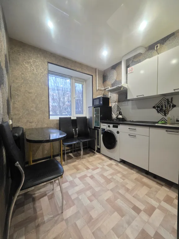 Белая квартира у вокзала