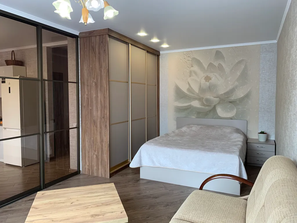 Апартаменты у озера тихое, с видом на лес