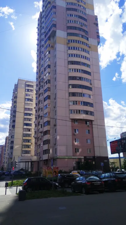 Светлая евродвушка у Крокус Экспо между метро Мякинино и Пенягино