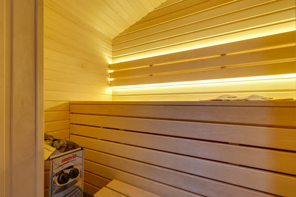 Дом с сауной  в Капитан Клаб