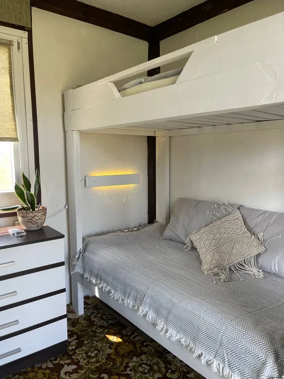 Летний четырехместный домик с верандой