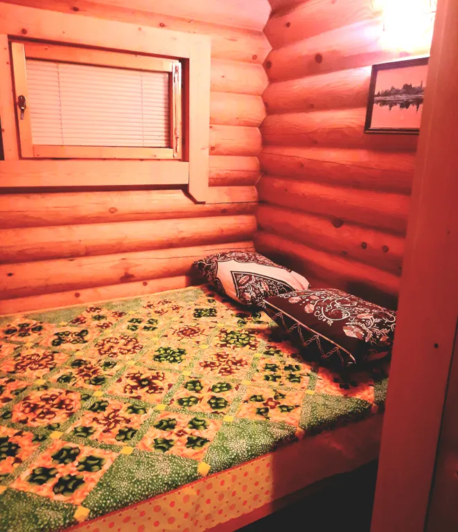 Дом на берегу озера