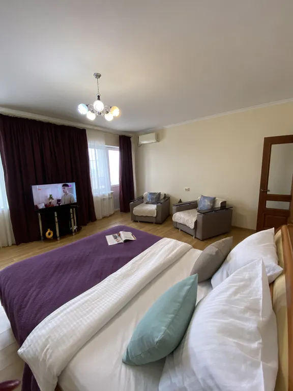 "80 метров уюта и чистоты"
 2-комнатная квартира