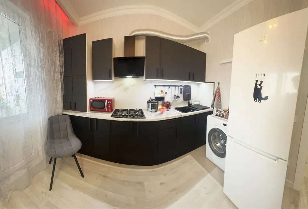 Эксклюзивная квартира с огромным турецким диваном