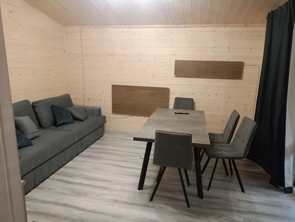 Уютный домик в лесу