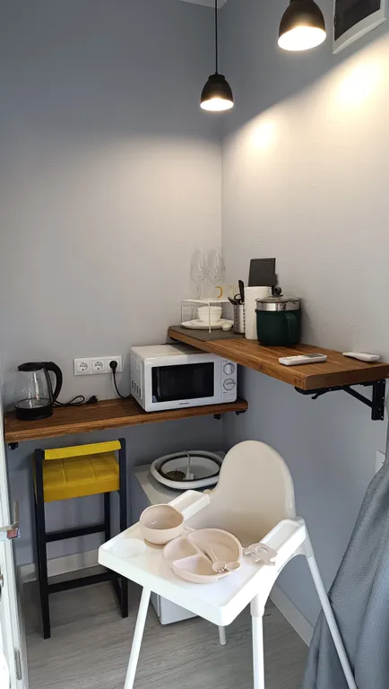 Уединенный трёхместный домик с queen size с собственным садом