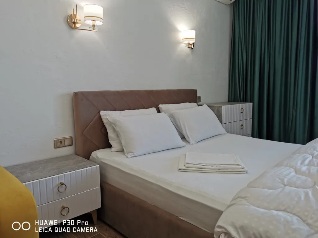 С видом на Площадь