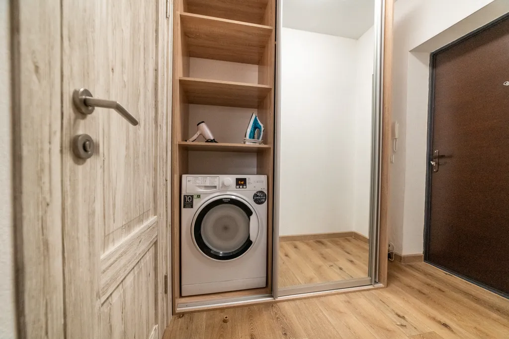 Квартира Квартира-студия Симфония напротив ТРЦ Планета — Красноярск