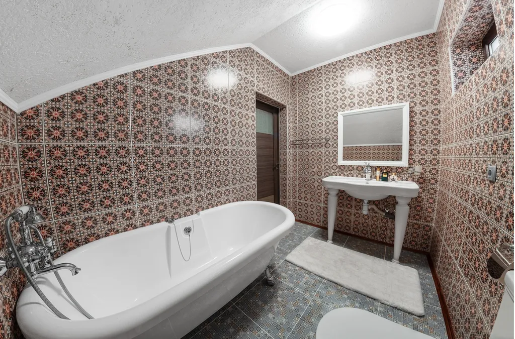 Большой коттедж на природе