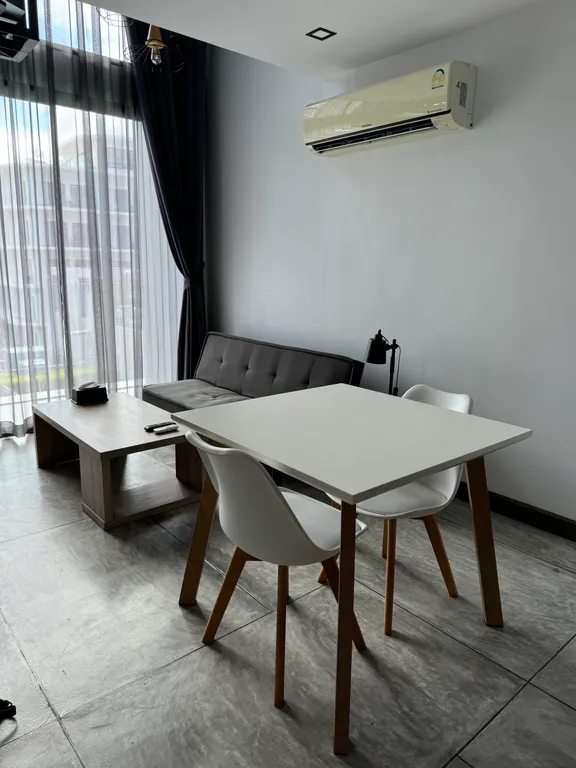 Двухуровневые апартаменты Utopia Loft