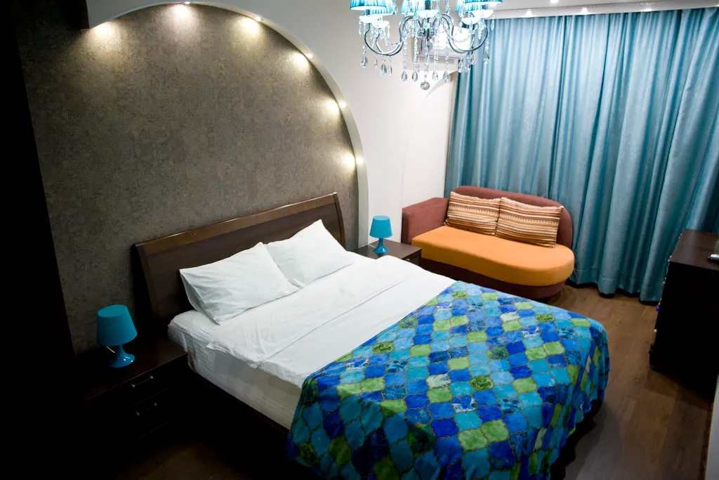 Двухкомнатная квартира с джакузи, теплым полом и кондиционером — аренда посуточно в Березники