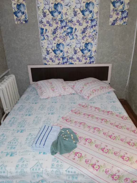 Двухкомнатная квартира, ЖД и автовокзал в шаговой доступности