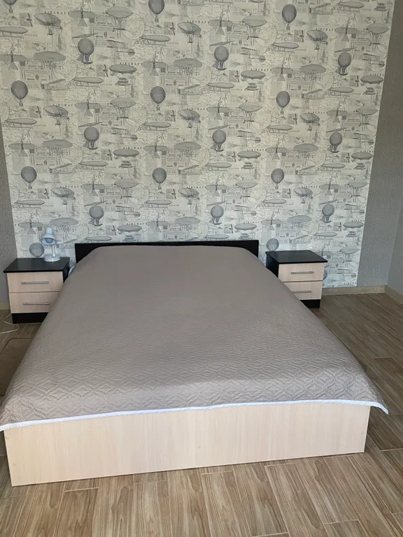 Квартира с балконом с видом на лес — аренда посуточно в Ханты-Мансийск