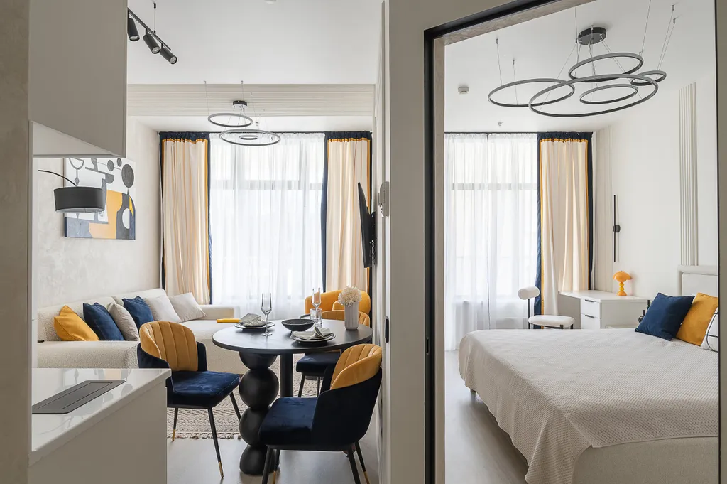 Двухкомнатный Lux с одной спальней