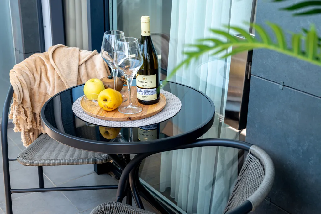 Elegant Comfort in Alliance