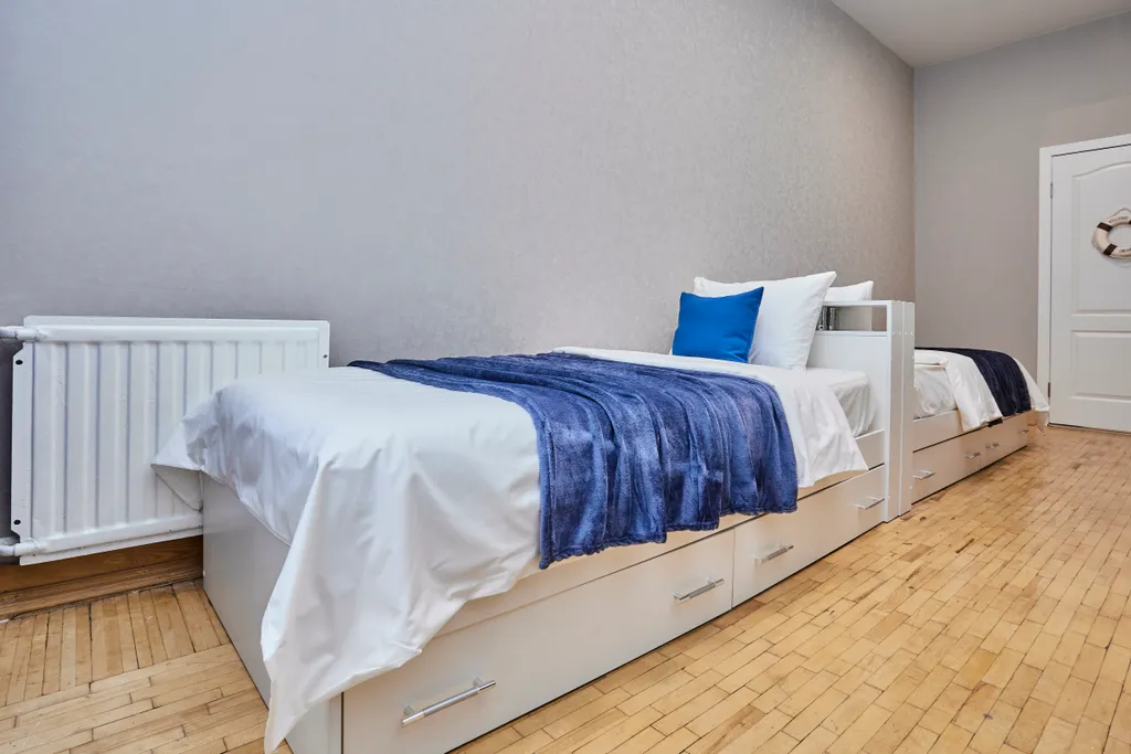 Уютный номер с двумя раздельными кроватями