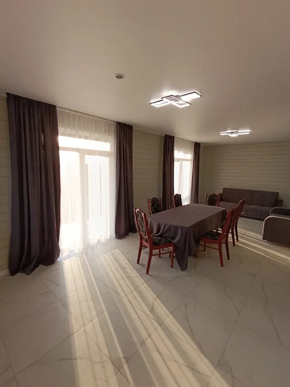 Просторный дом