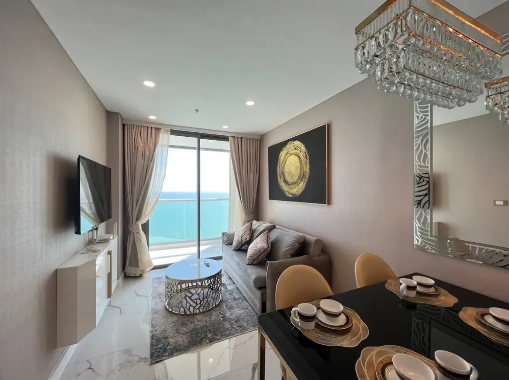 Copacabana Beach Jomtien Super Luxury Panoramic Ocean Front 1494