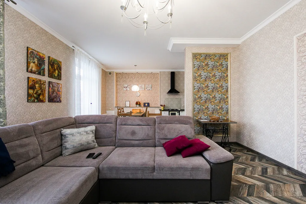 Просторный апартамент в центре города