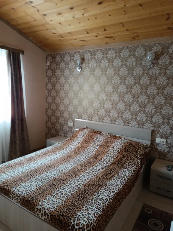 Дом у бассейна