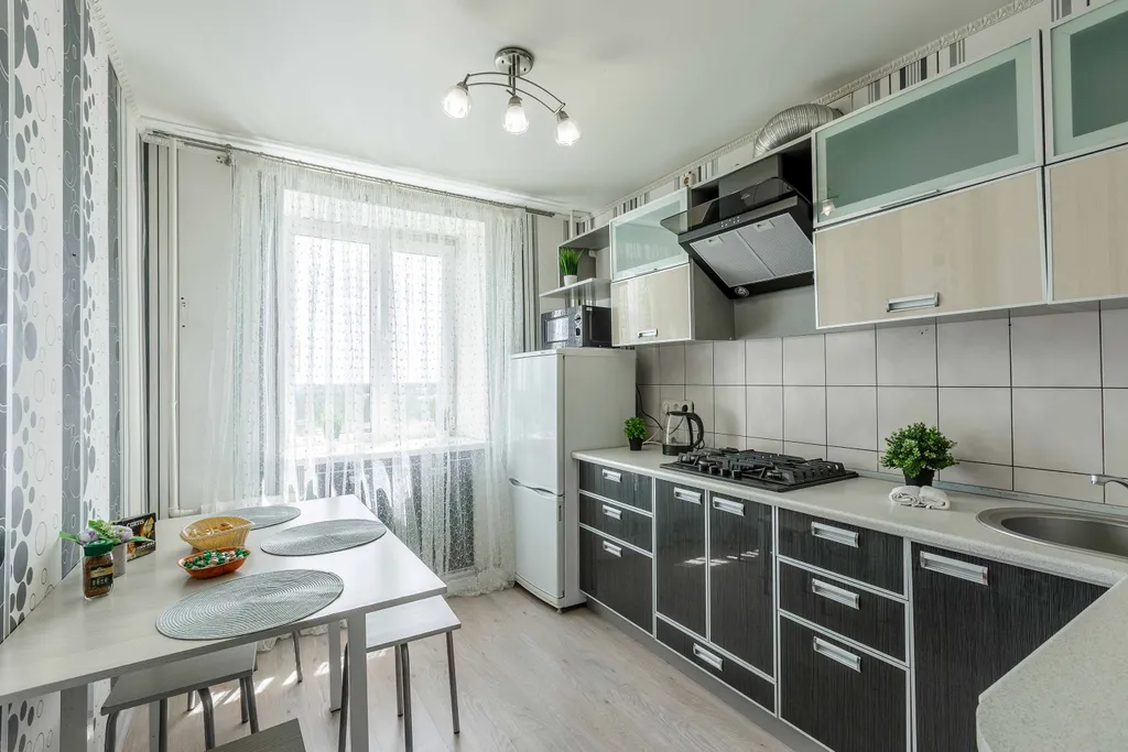 Уютная квартира возле Академии спорта в центре города