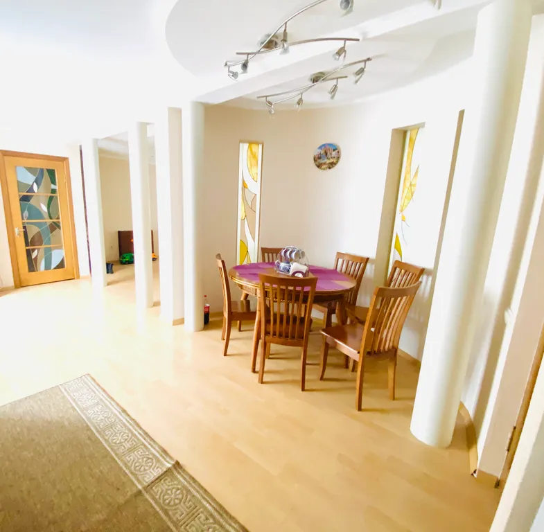 4-комнатный Дом