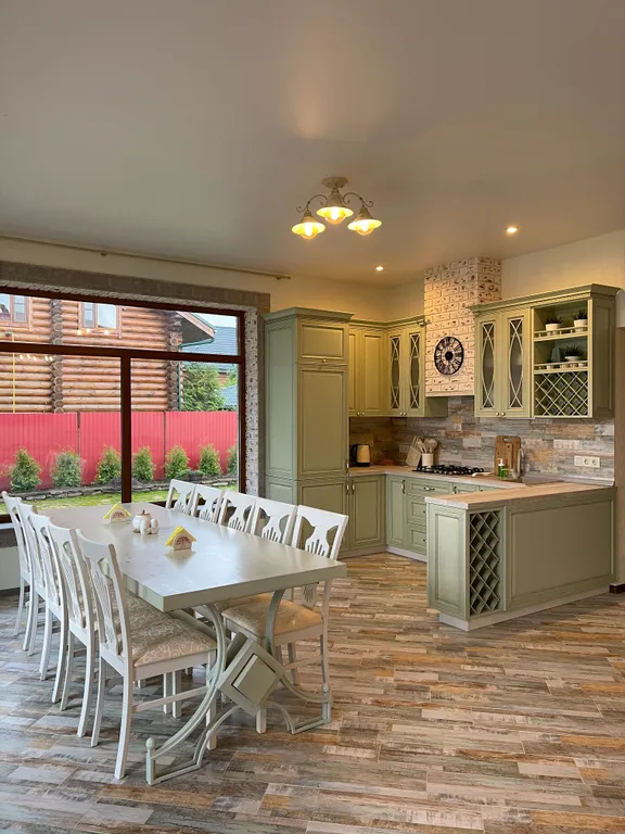 6-комнатный Дом