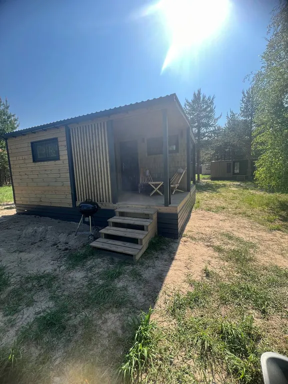 Уютный домик на берегу озера