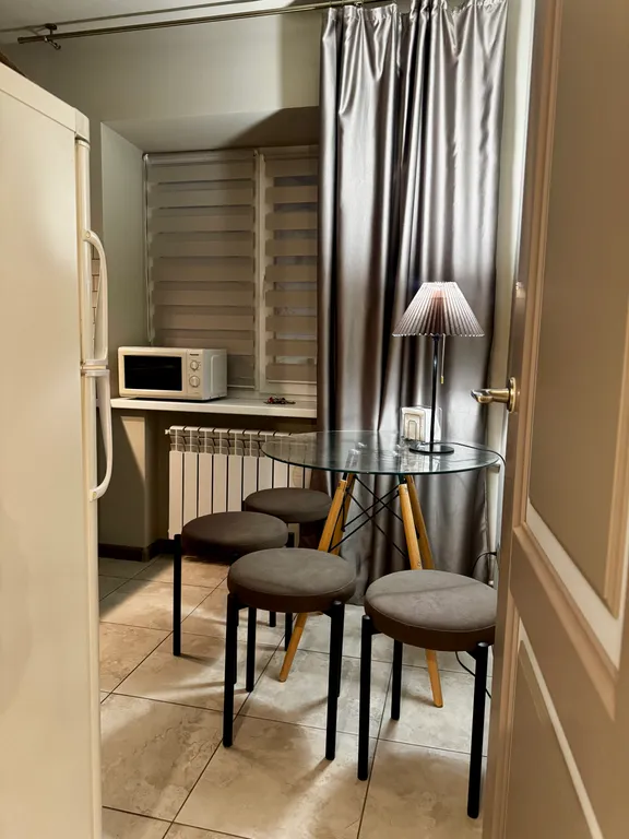 Квартира в бежевых тонах с видом на Поганкины палаты