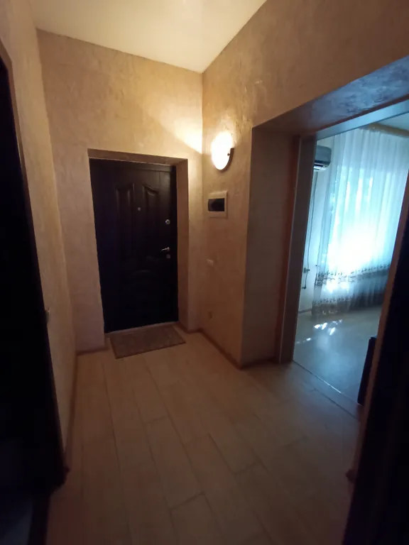 Дом в центре города, рядом с парком и в пешей доступности до моря