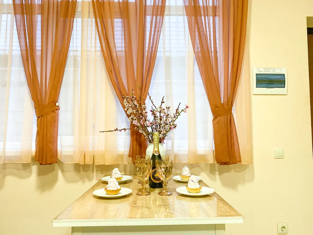 Квартира 2-комнатная Квартира — Севастополь