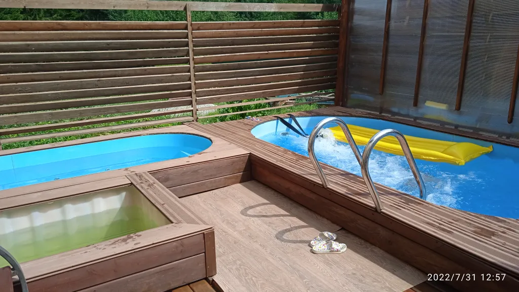 Студия со всем необходимым с видом на лес