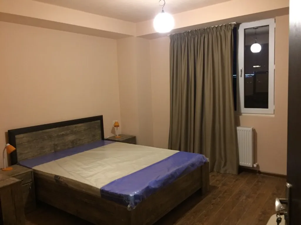 Двуспальная квартира около метро Марджанишвили