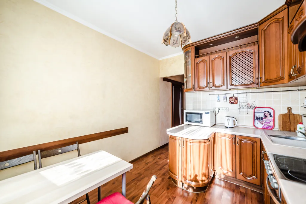 Квартира на высоком этаже в 10 минутах пешком от метро