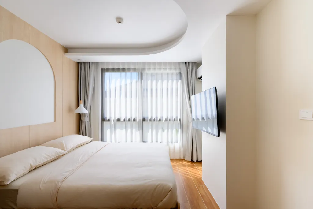 Премиальная двухкомнатная квартира у пляжа Камала