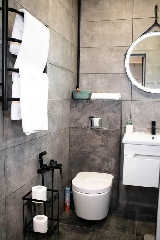 Студия в историческом центре с балконом у набережной