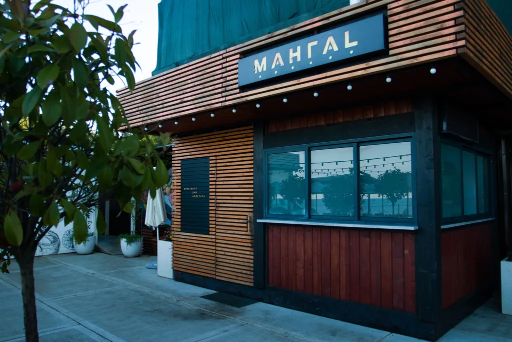 Апартамент с собственным бассейном и пляжем