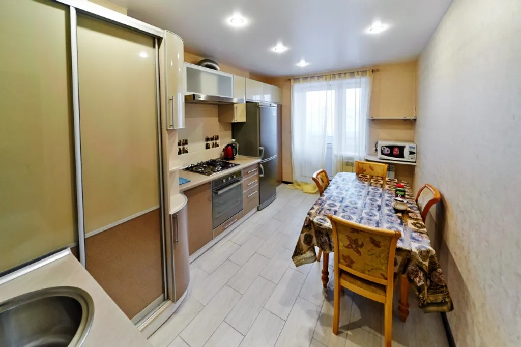 Квартира вблизи дворца спорта Юбилейный