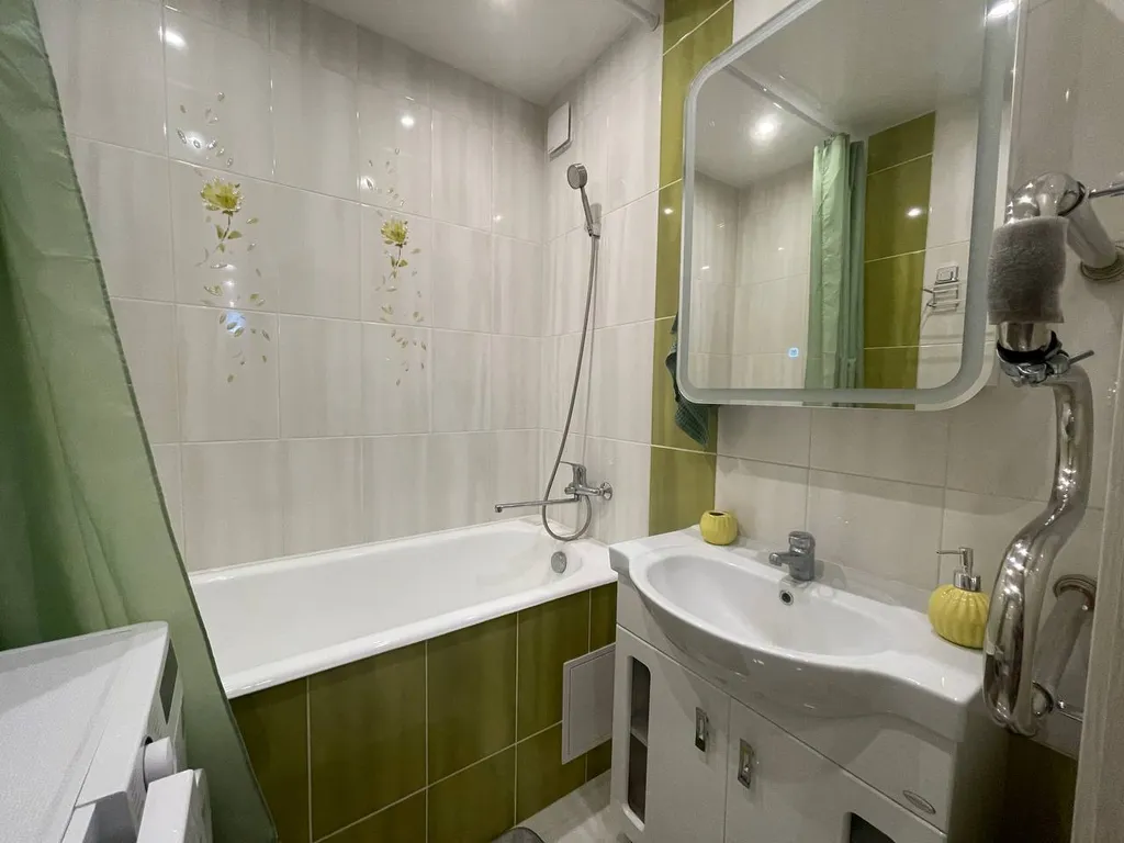 Трехкомнатная квартира возле Бауцентра