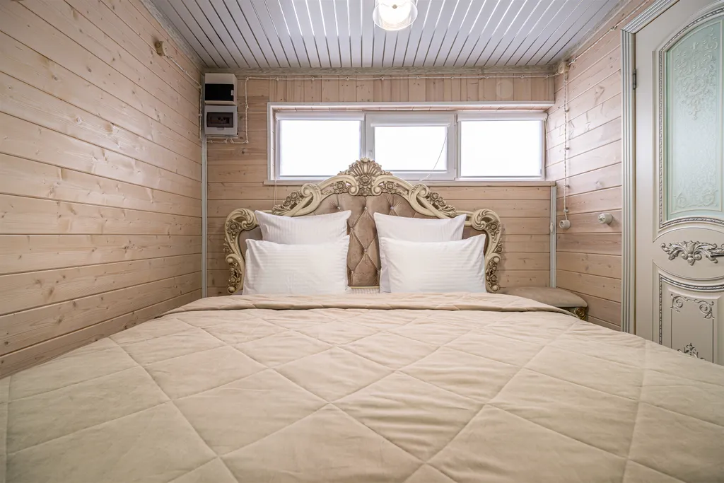 Дом с джакузи