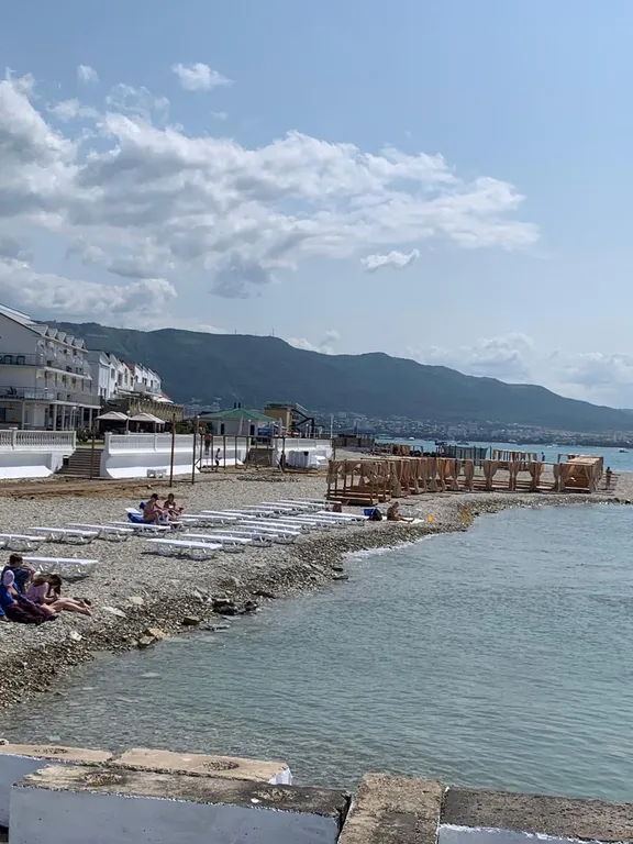 Дом на берегу моря