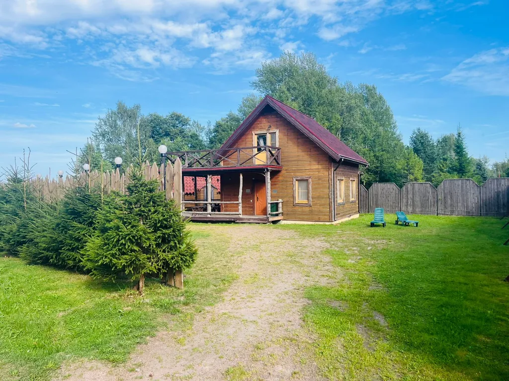 Коттедж на берегу озера