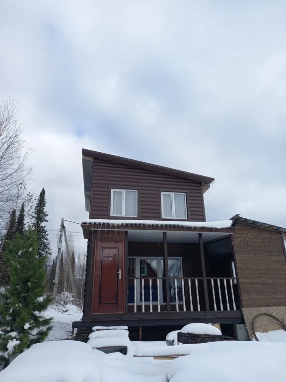 Дом из бруса, прекрасный вид на гору Зеленая