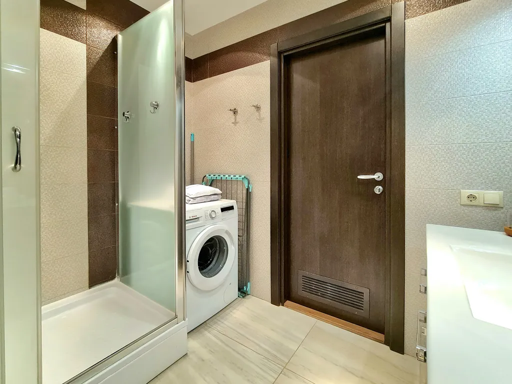 Студия с видом на горы, море и олимпийские объекты