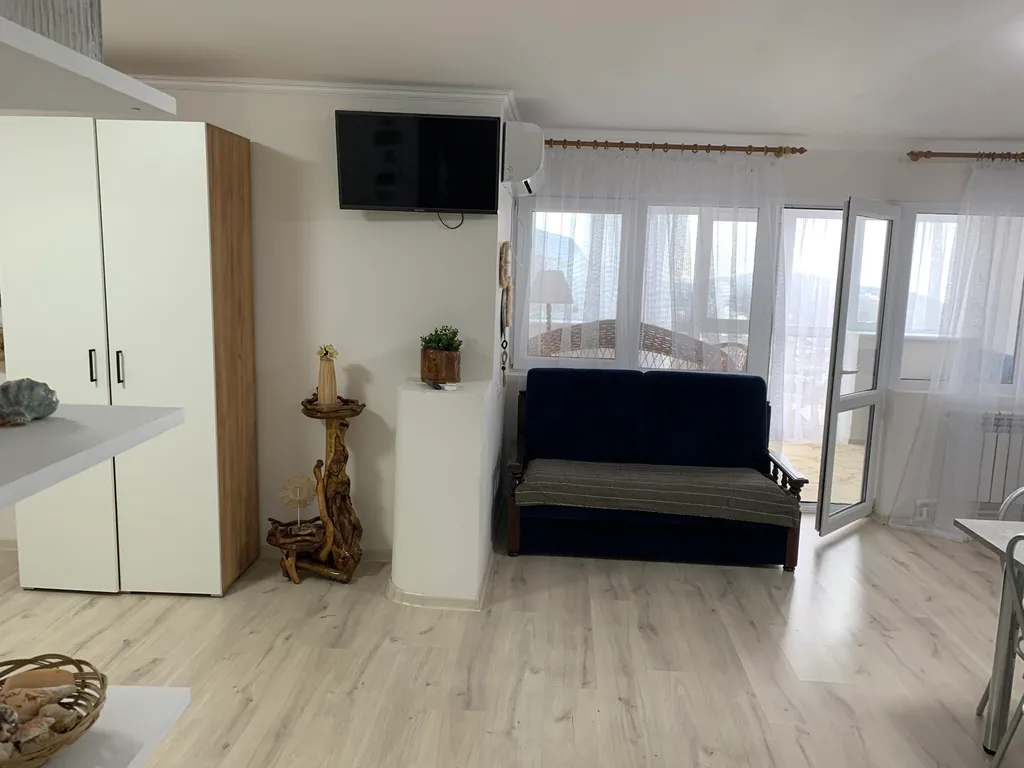 Семейный номер с видом на море