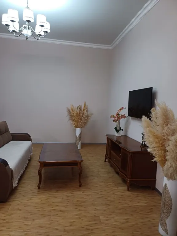 Квартира с двором в центре