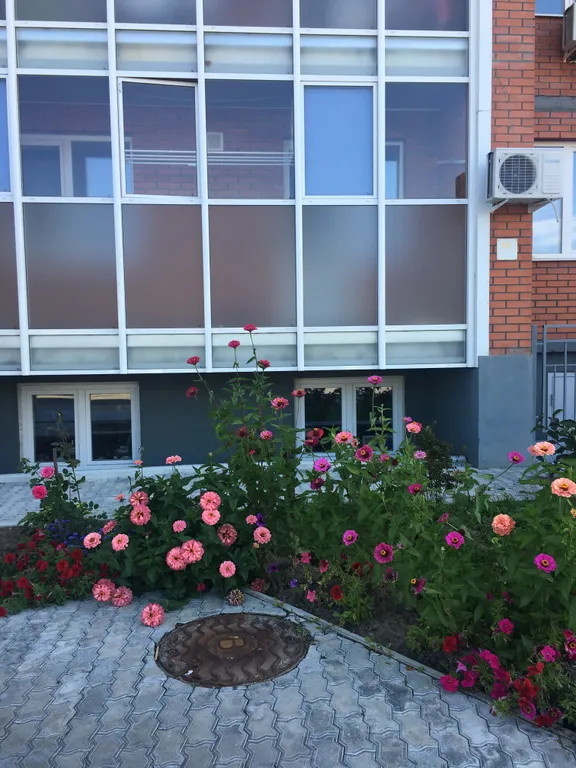 1-комнатная квартира рядом с КГЦО и МНТК